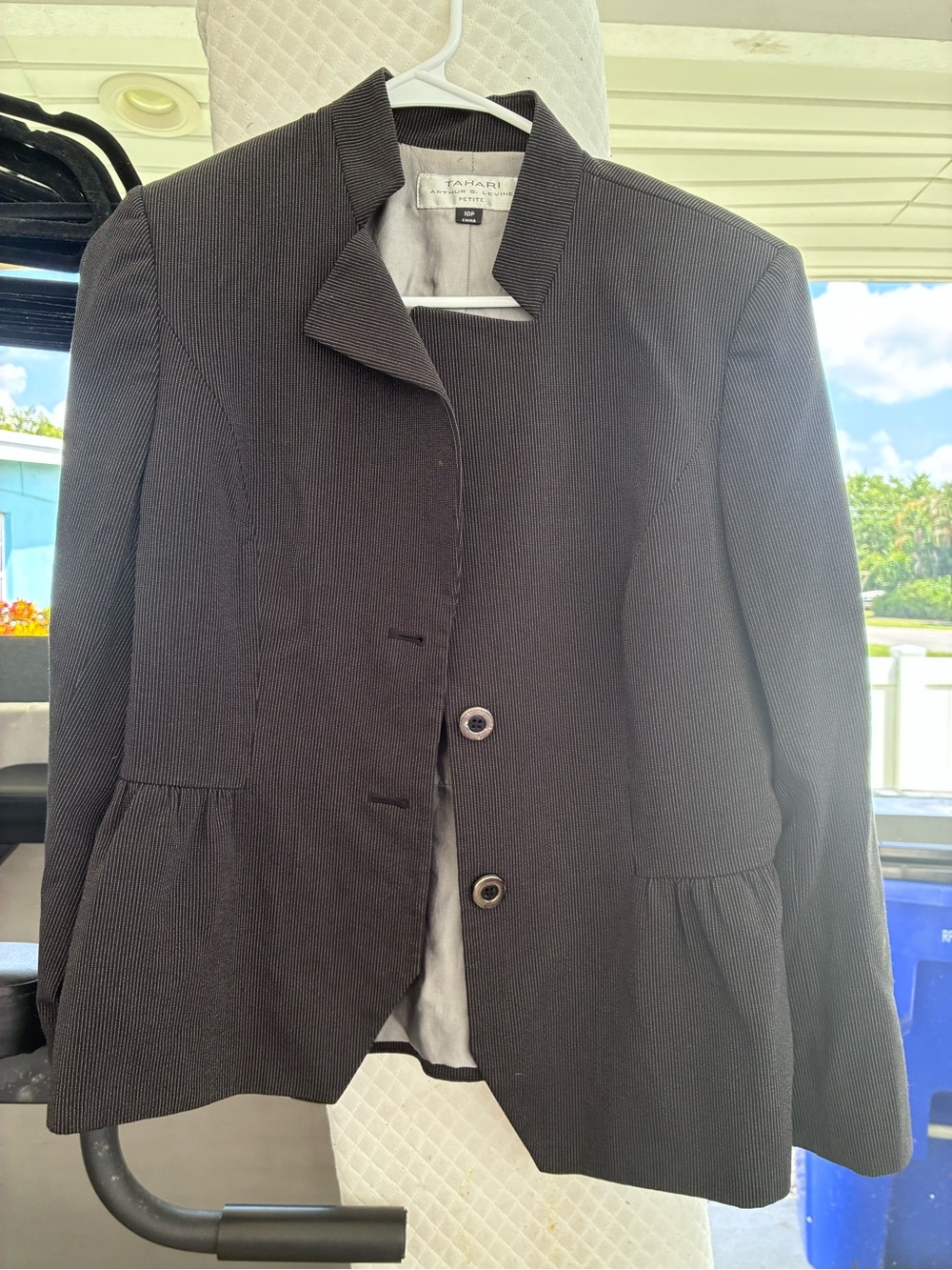 Tahari Black Textured Peplum Blazer